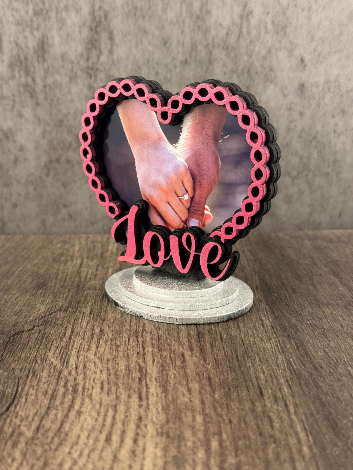 Love” Heart Photo Frame – Magnetic Picture Holder