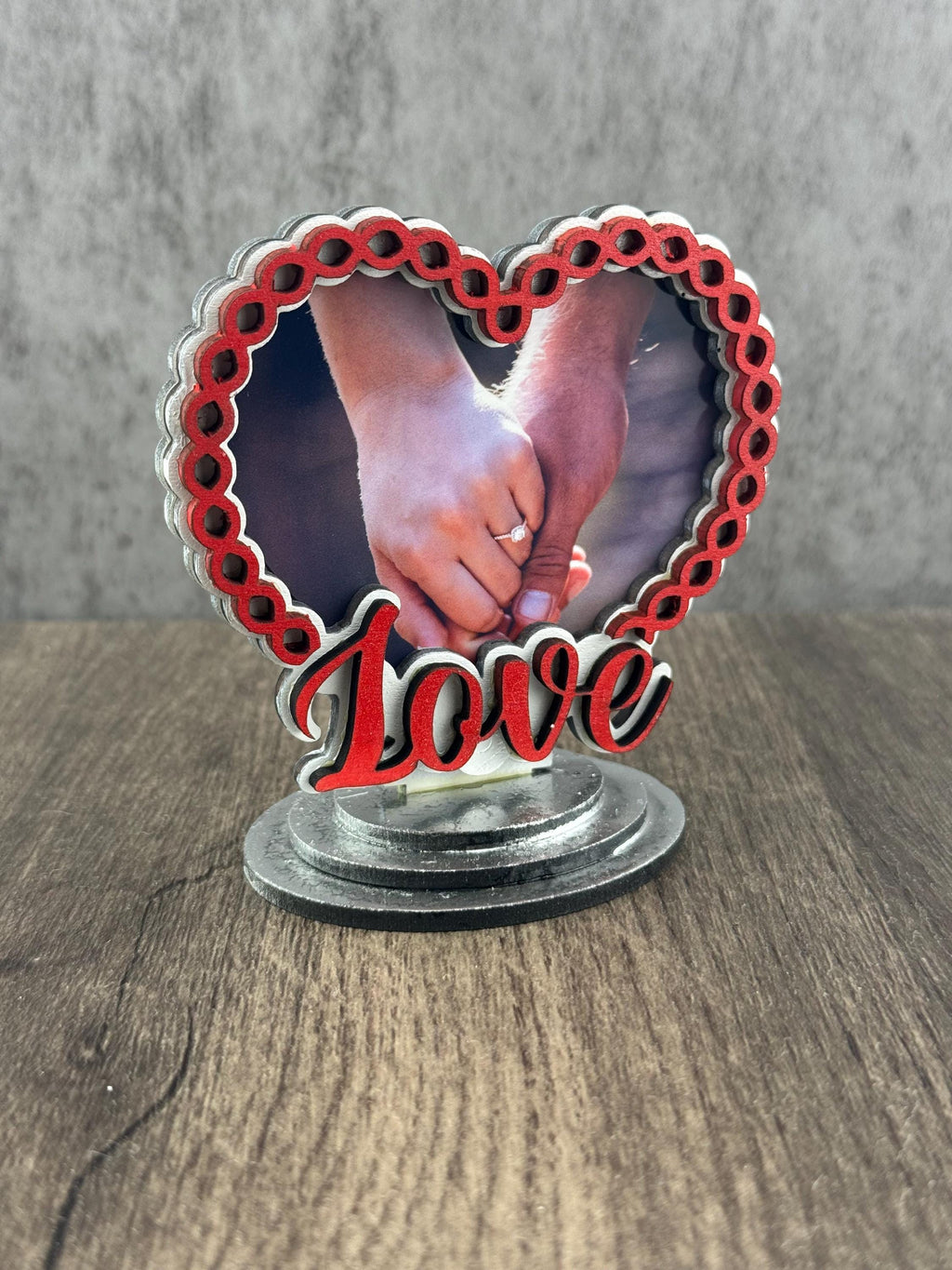 Love” Heart Photo Frame – Magnetic Picture Holder
