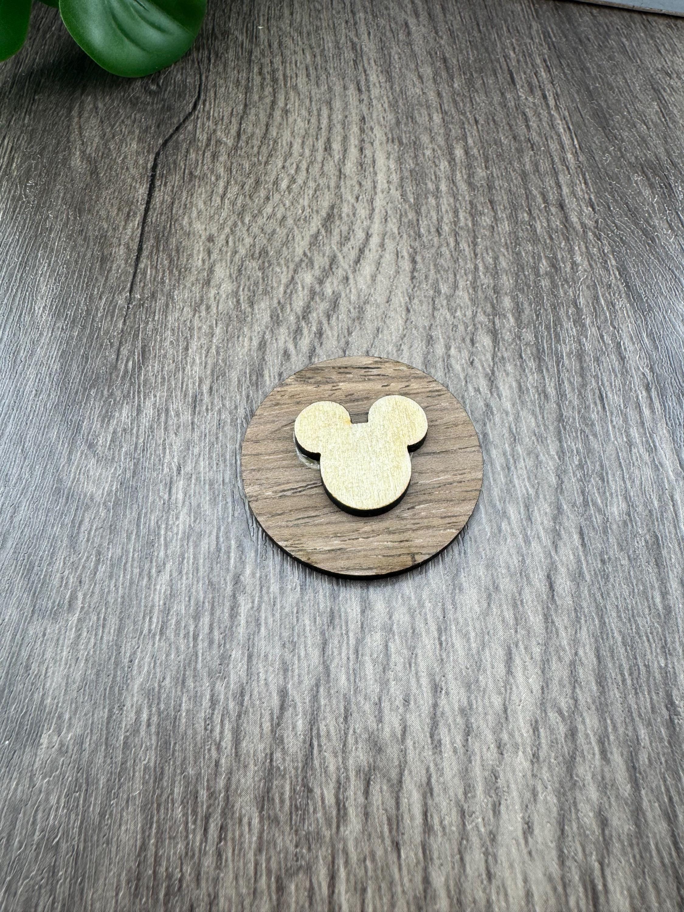 Layered Wood Appreciation Token – Mouse Silhouette, Laser Engraved Message